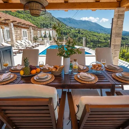 Villa Velaga *