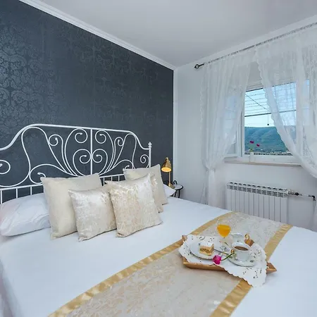 Villa Velaga