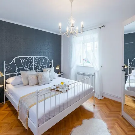 ヴィラ Velaga Gruda